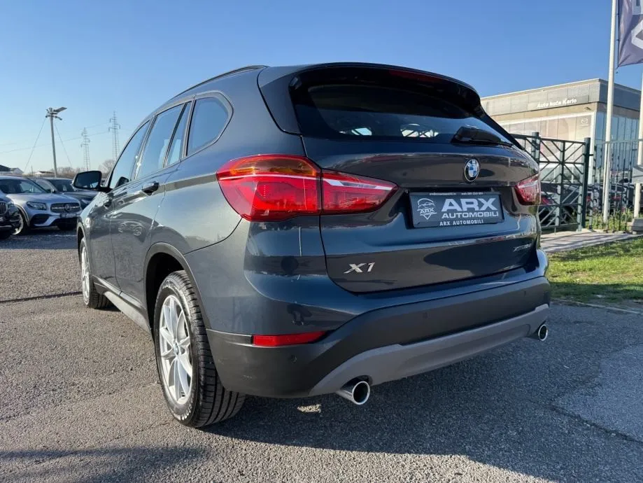 bmw x1 xdrive18d automatik °navi°led°u pdv-u°leasing bez učešća° - slika 8