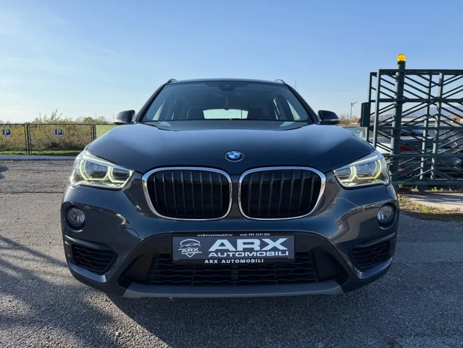 bmw x1 xdrive18d automatik °navi°led°u pdv-u°leasing bez učešća° - slika 2