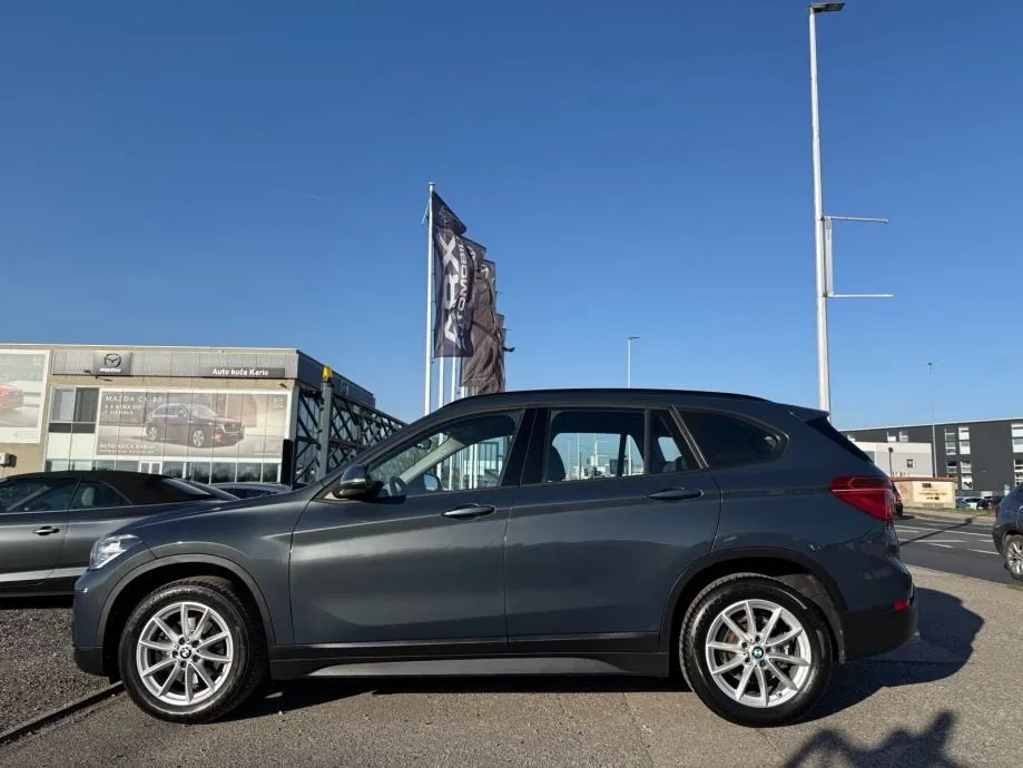 bmw x1 xdrive18d automatik °navi°led°u pdv-u°leasing bez učešća° - slika 4