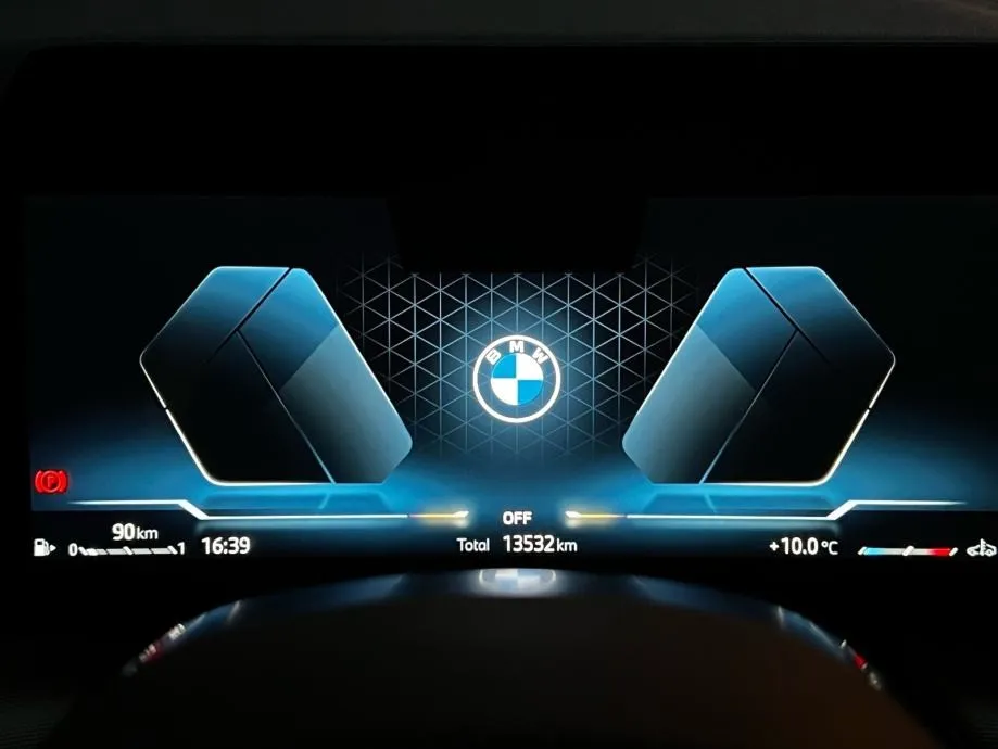 bmw x2 sdrive18d steptronic, sport, u sustavu pdv - slika 17