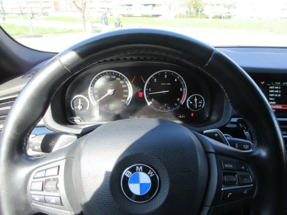 bmw x4 35d,x-drive,312ks,m-paket,toop stanje,.. - slika 11