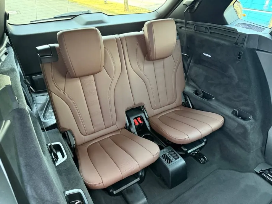 bmw x5 xdrive30d m-paket 7 sjedala°virtual°zračni ovjes°leasing° - slika 24