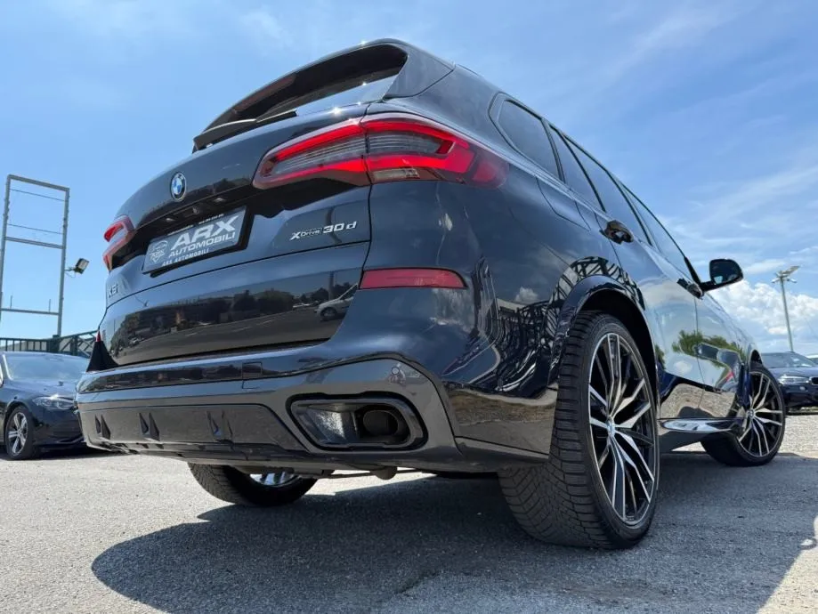 bmw x5 xdrive30d m-paket 7 sjedala°virtual°zračni ovjes°leasing° - slika 26