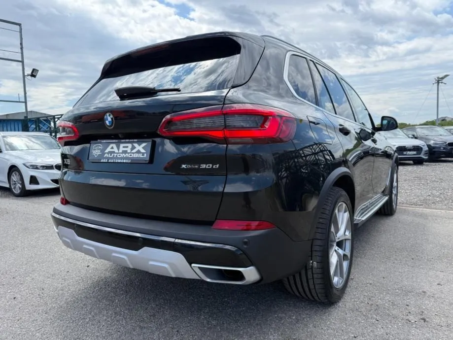bmw x5 xdrive30d x-line °virtual°el. panorama°koža°leasing° - slika 15