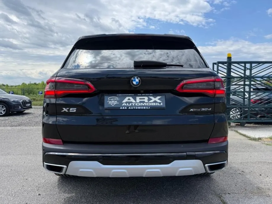 bmw x5 xdrive30d x-line °virtual°el. panorama°koža°leasing° - slika 16