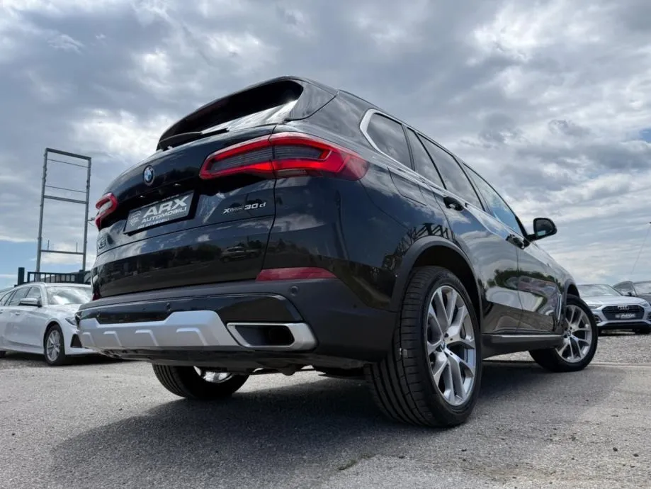 bmw x5 xdrive30d x-line °virtual°el. panorama°koža°leasing° - slika 12