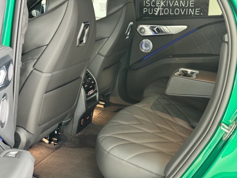 bmw xm xdrive m-sport automatik - slika 20
