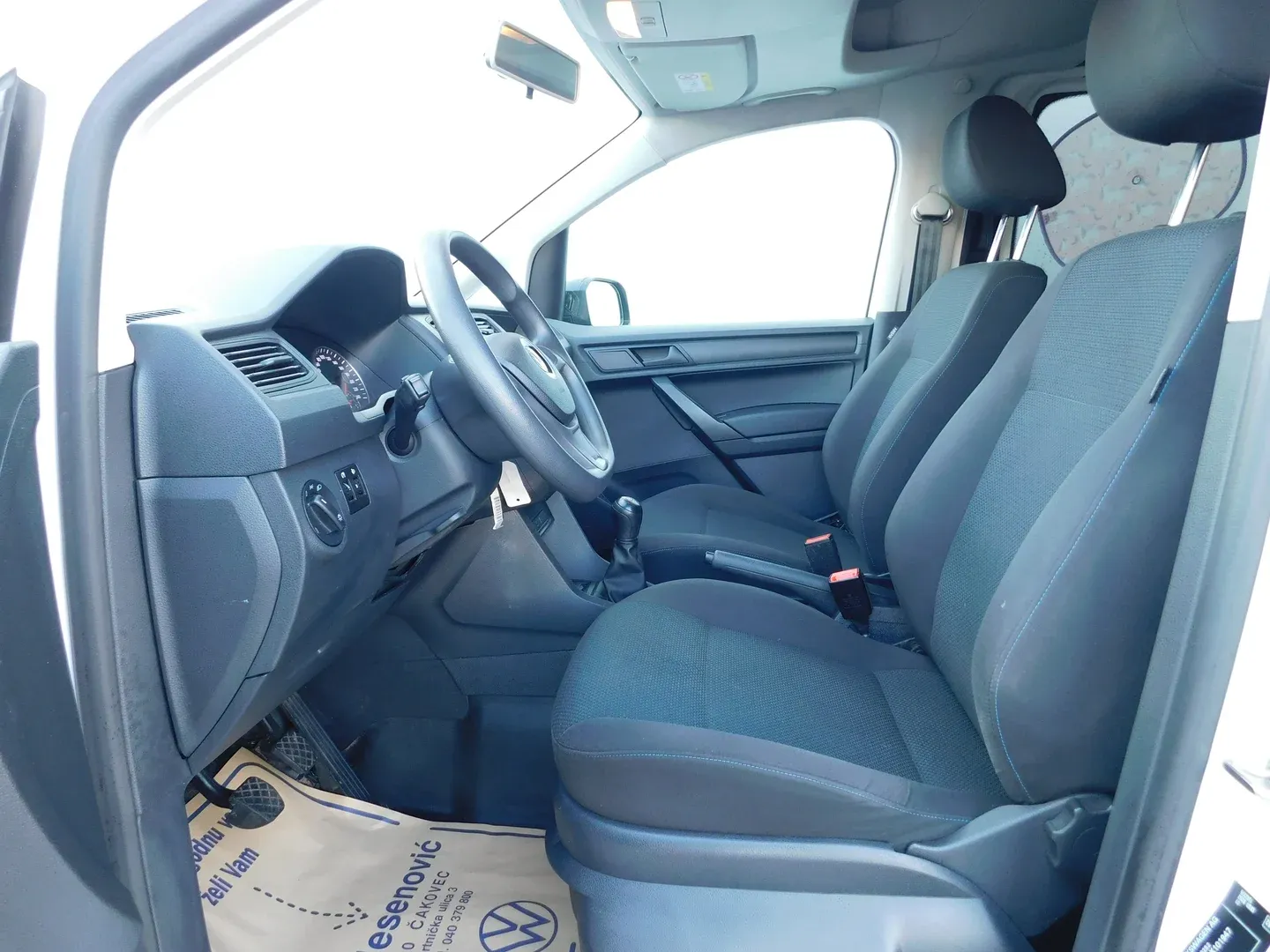 11859 vw caddy kombi maxi van 2.0 tdi - slika 7