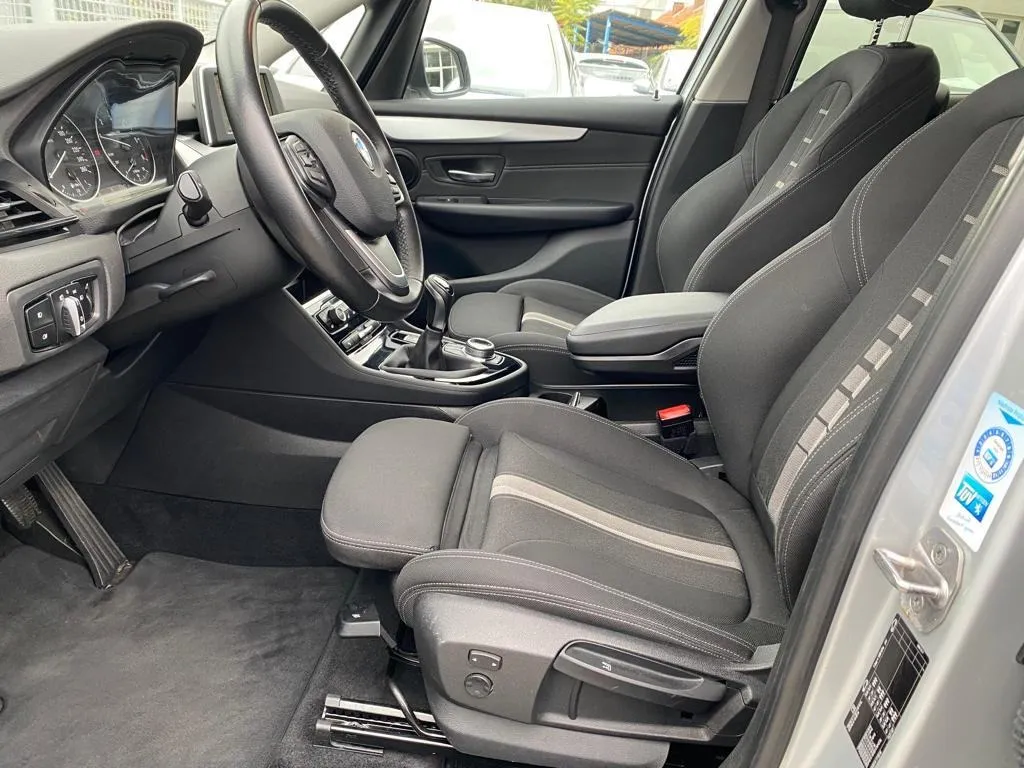 bmw serija 2 gran tourer 218d, navi, led, 4x garancija! - slika 17