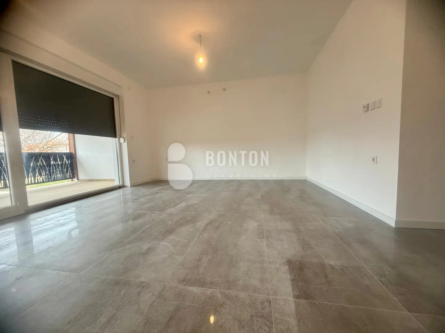 murvica- nova duplex kuća u centru murvice - slika 16