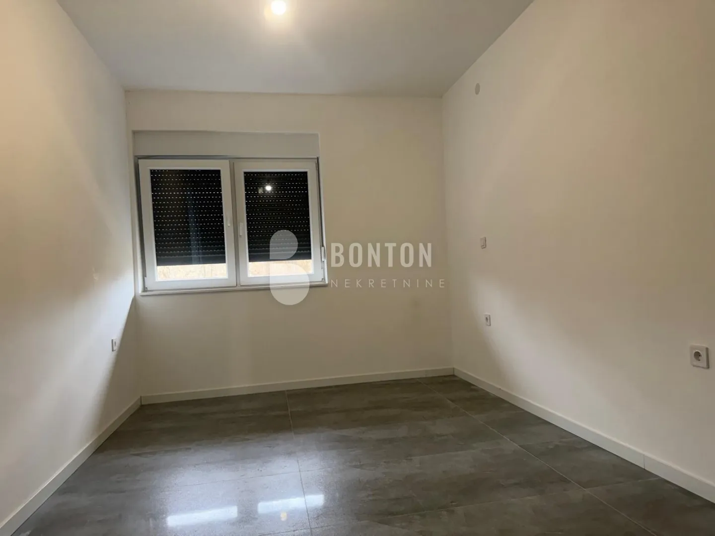 murvica- nova duplex kuća u centru murvice - slika 10