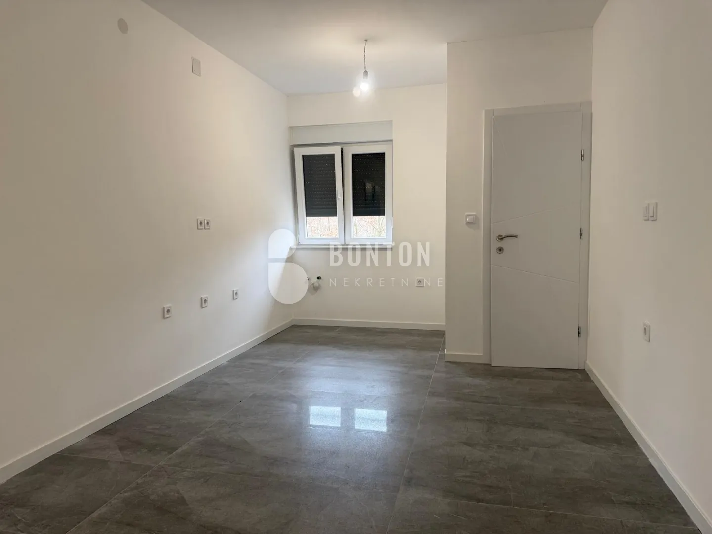 murvica- nova duplex kuća u centru murvice - slika 29