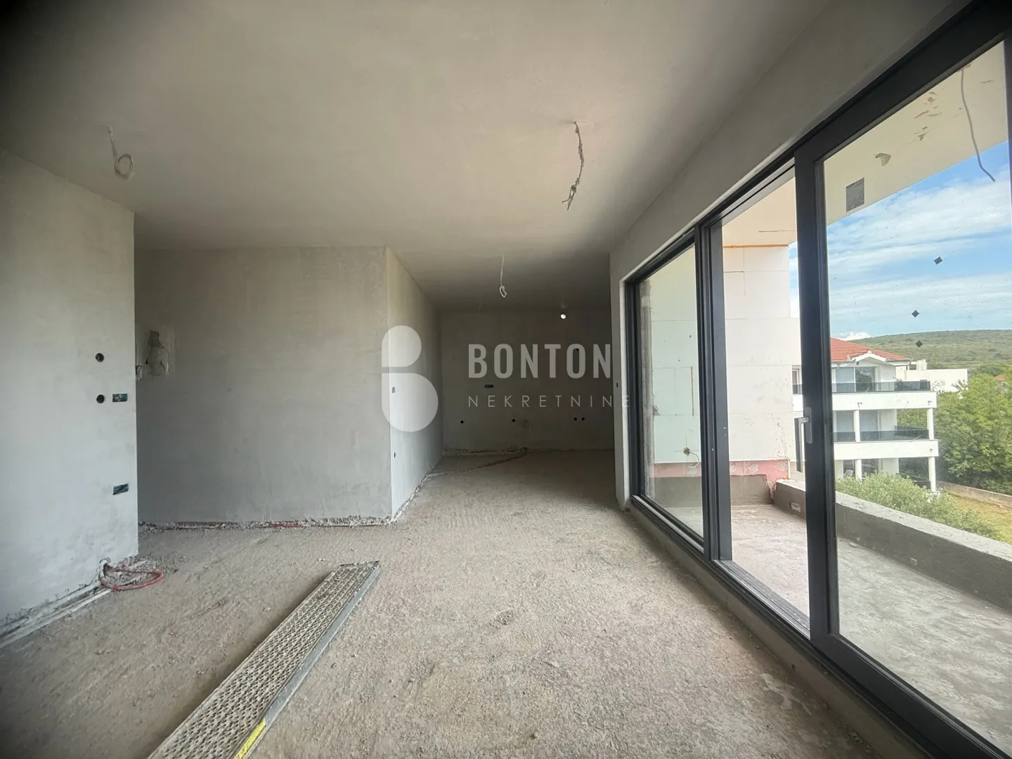 penthouse trosobni sukošan - slika 20