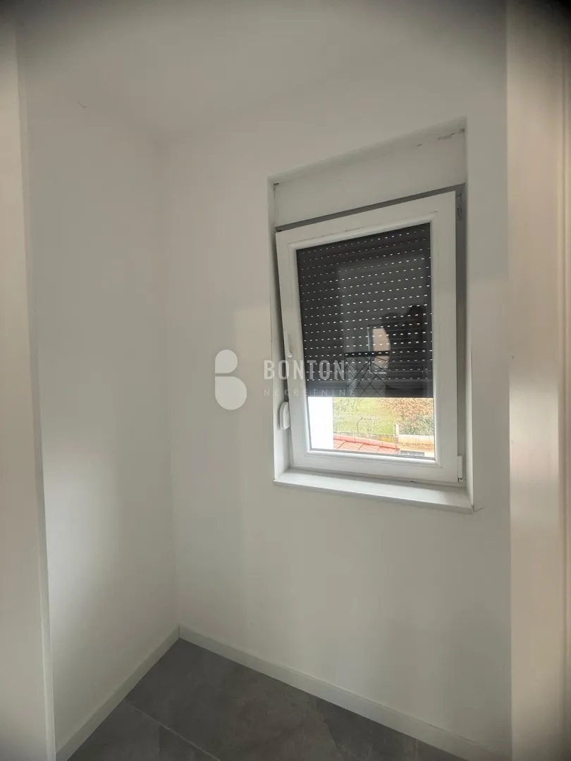 murvica- nova duplex kuća u centru murvice - slika 22