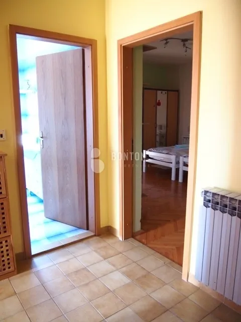 zadar prilika trosobni stan,studio apartman,i poslovni prostor - slika 35