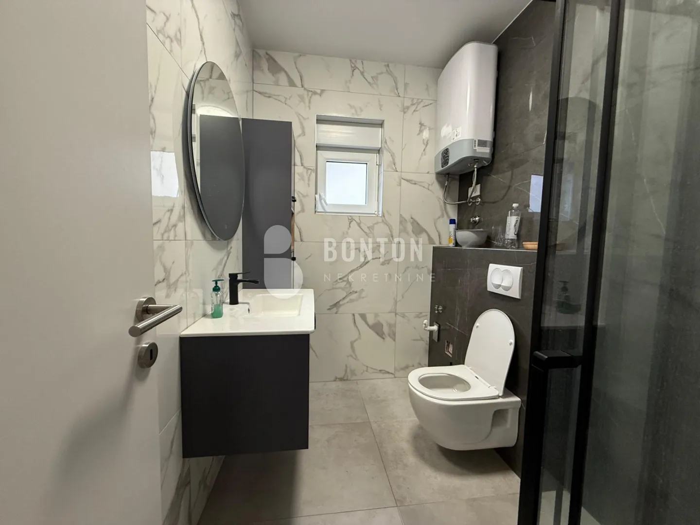 vir-namješteni dvosobni apartman - slika 11