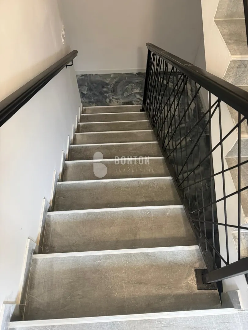 murvica- nova duplex kuća u centru murvice - slika 14