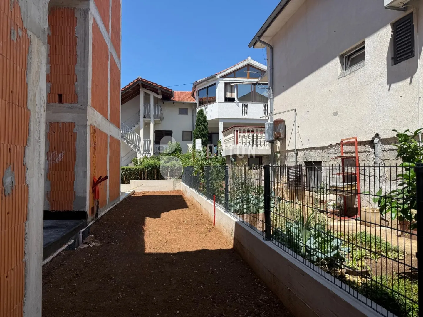 stan s1_-crvene kuće-novogradnja-mirna lokacija - slika 7