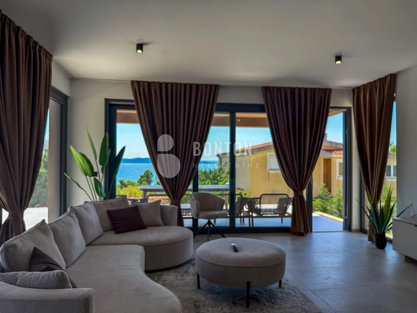 Kožino-Četvorosobni Luxsuzni Stan S Bazenom -Pogled Na More - Diklo, Zadar