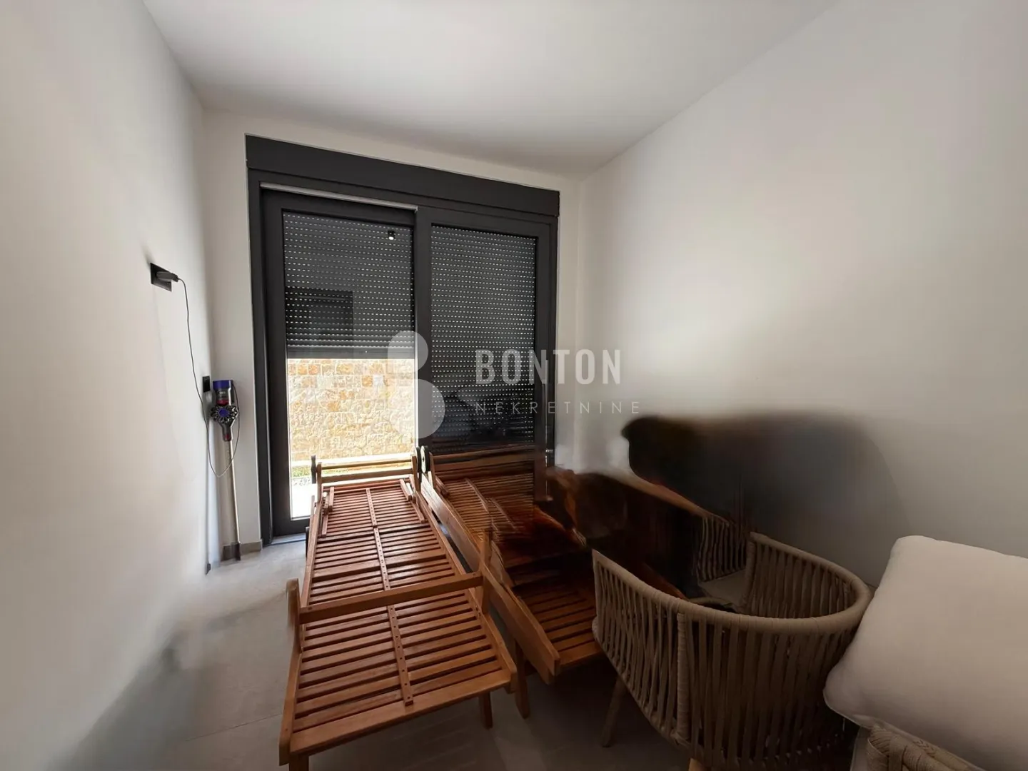 kožino-četvorosobni luxsuzni stan s bazenom -pogled na more - slika 49