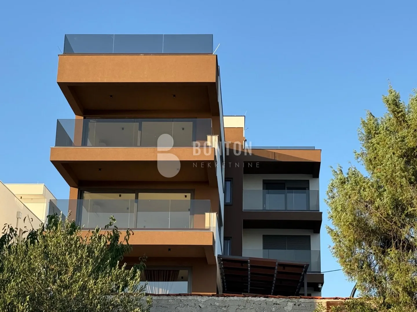 Kožino-Trosobni Luxsuzni Stan 1 Kat-Pogled Na More - Diklo, Zadar