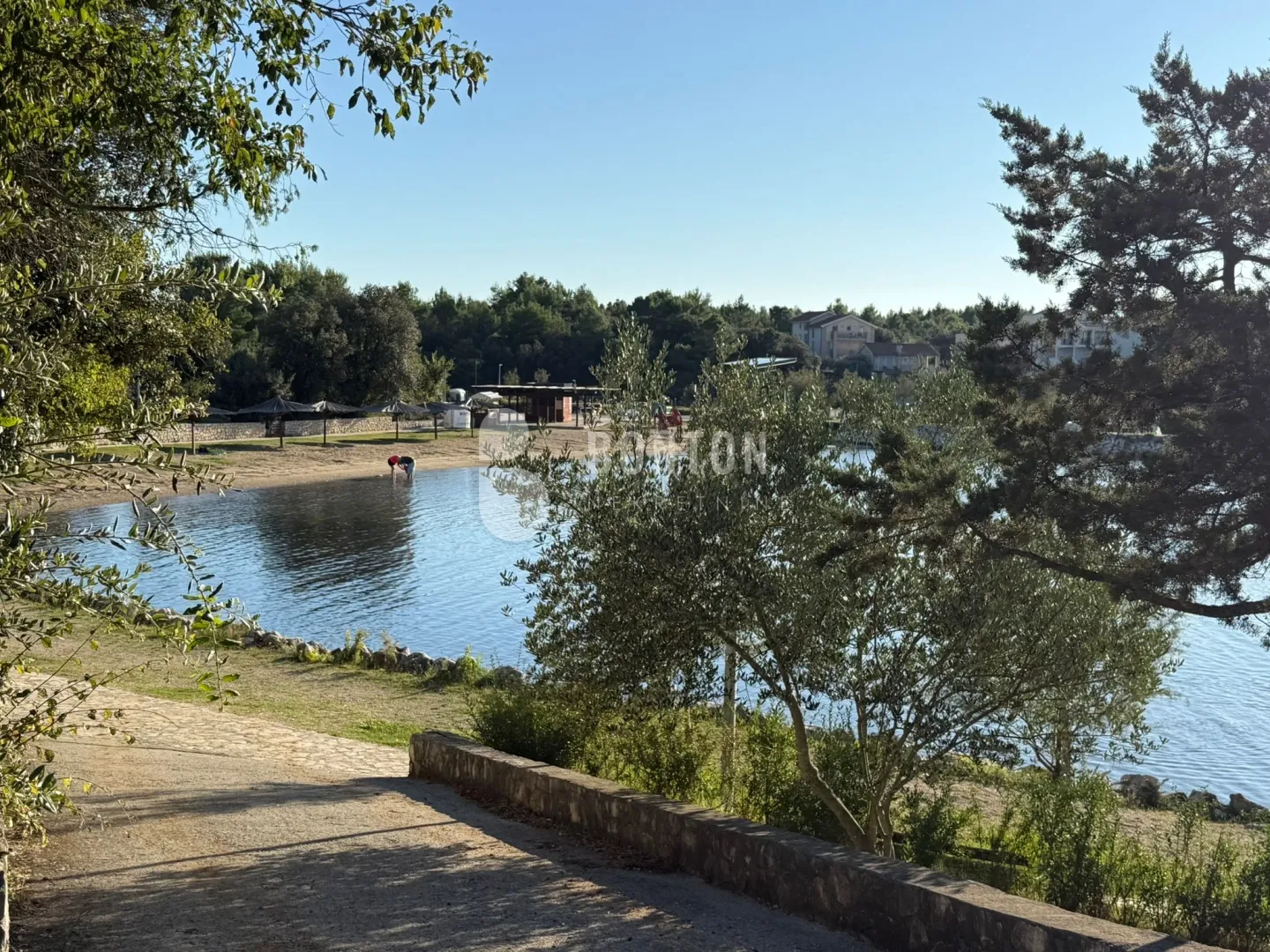 zaton-građevinsko zemljište 100 m od plaže - slika 19