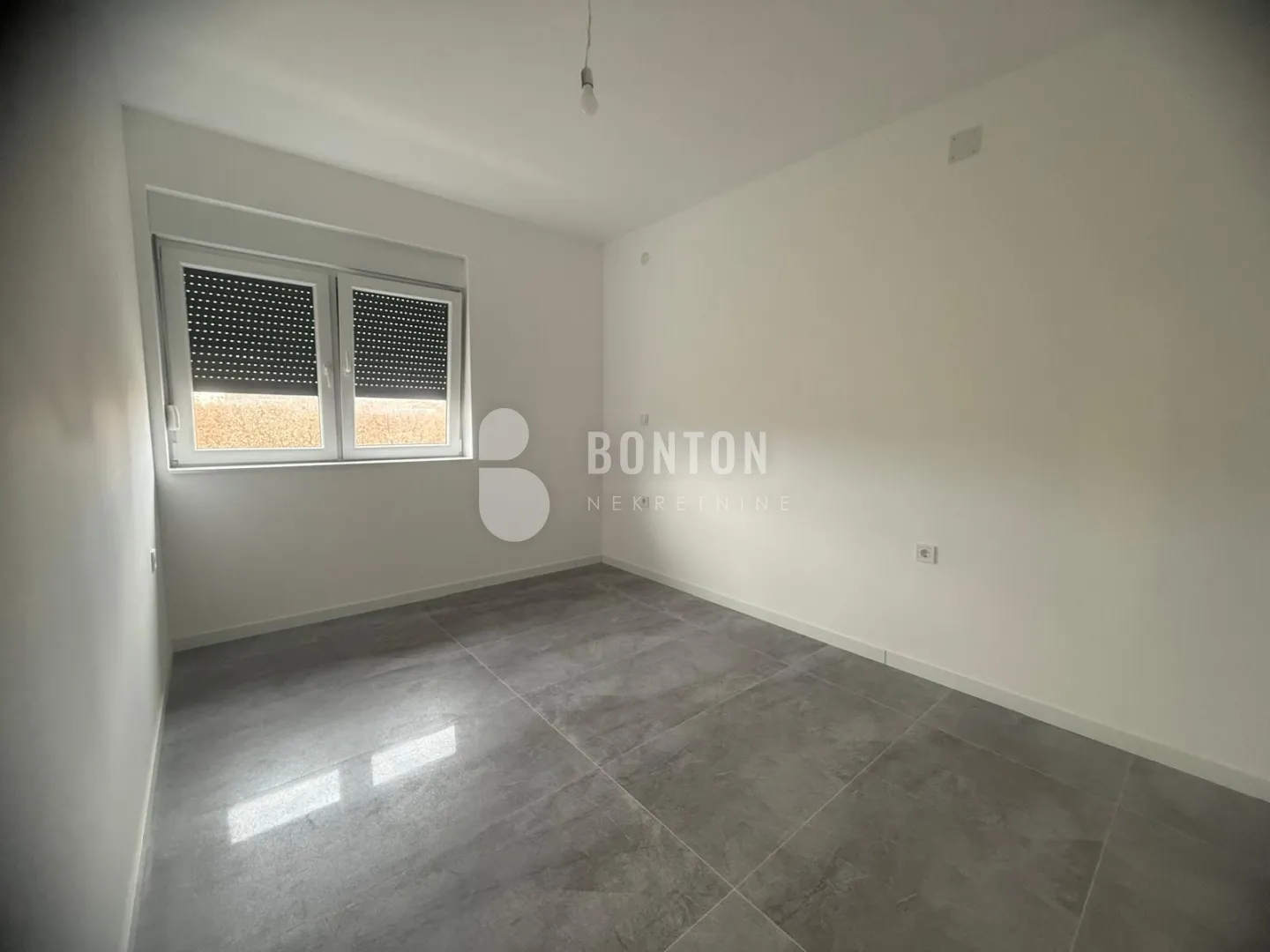 murvica- nova duplex kuća u centru murvice - slika 17
