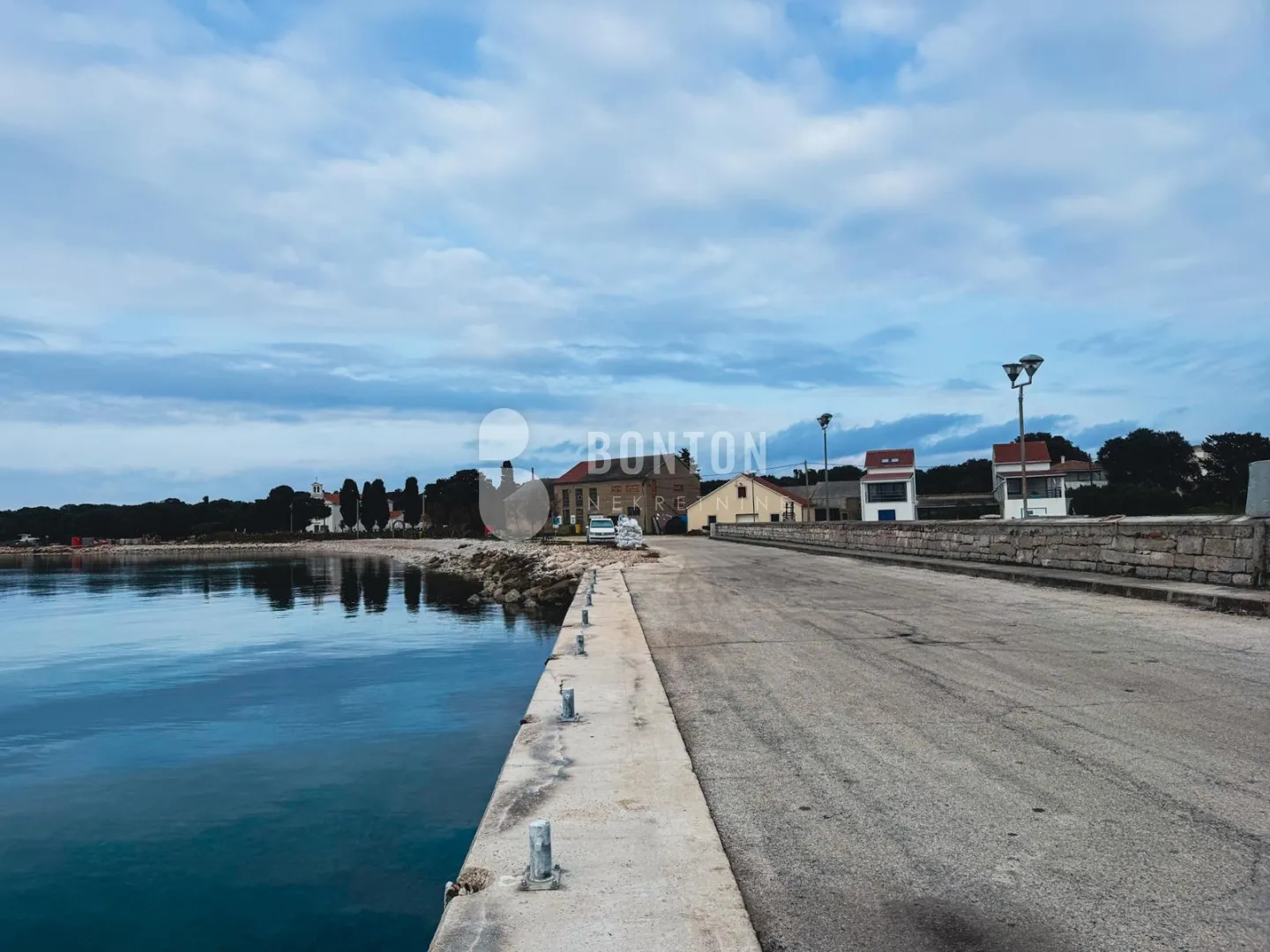 olib-posebna samostojeća kuća 80 metara od mora-pogled - slika 85