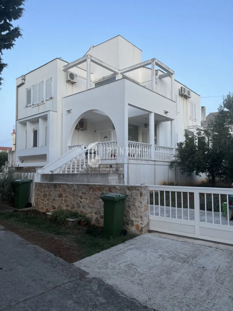 olib-posebna samostojeća kuća 80 metara od mora-pogled - slika 3