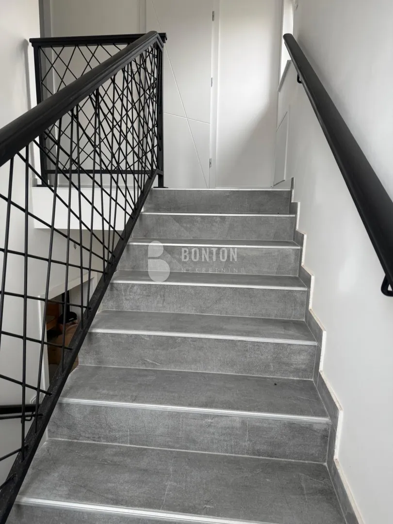 murvica- nova duplex kuća u centru murvice - slika 9