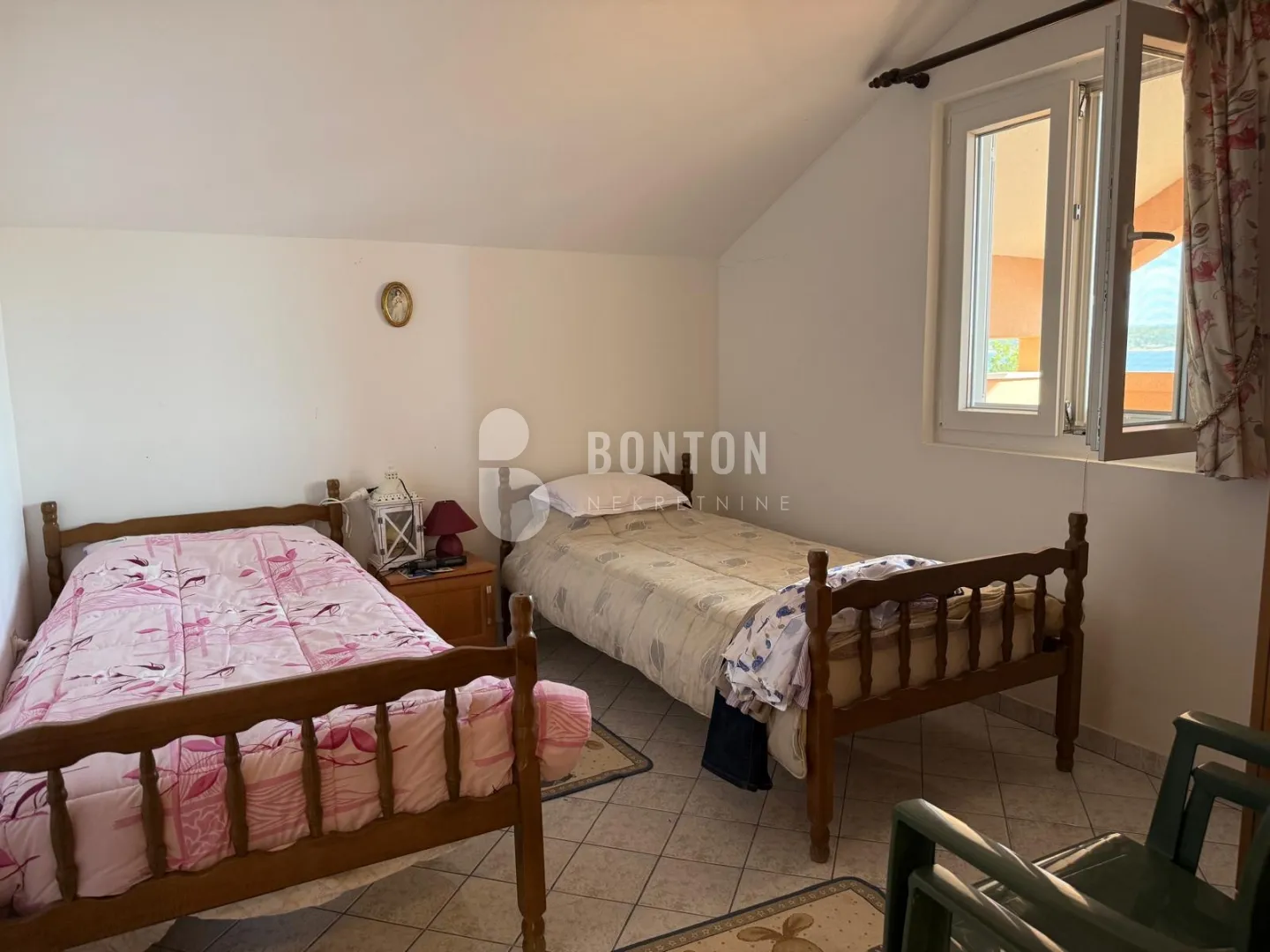 maslinica- šarmatna kuća s dva apartmana - slika 10