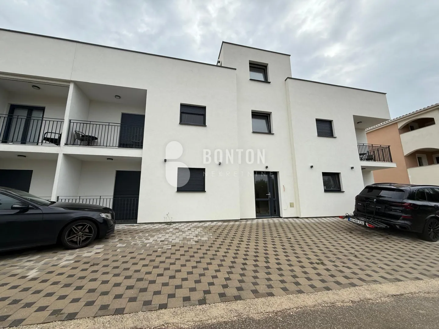 vir-namješteni dvosobni apartman - slika 4