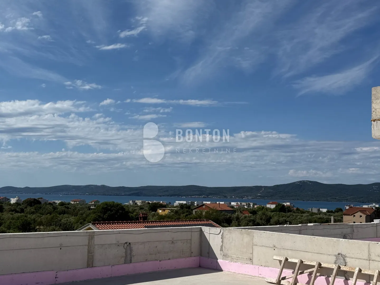 penthouse trosobni sukošan - slika 3