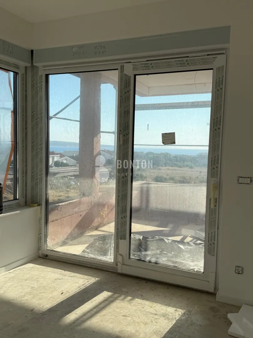 kopija od povljana-apartman u prizemlju - slika 5