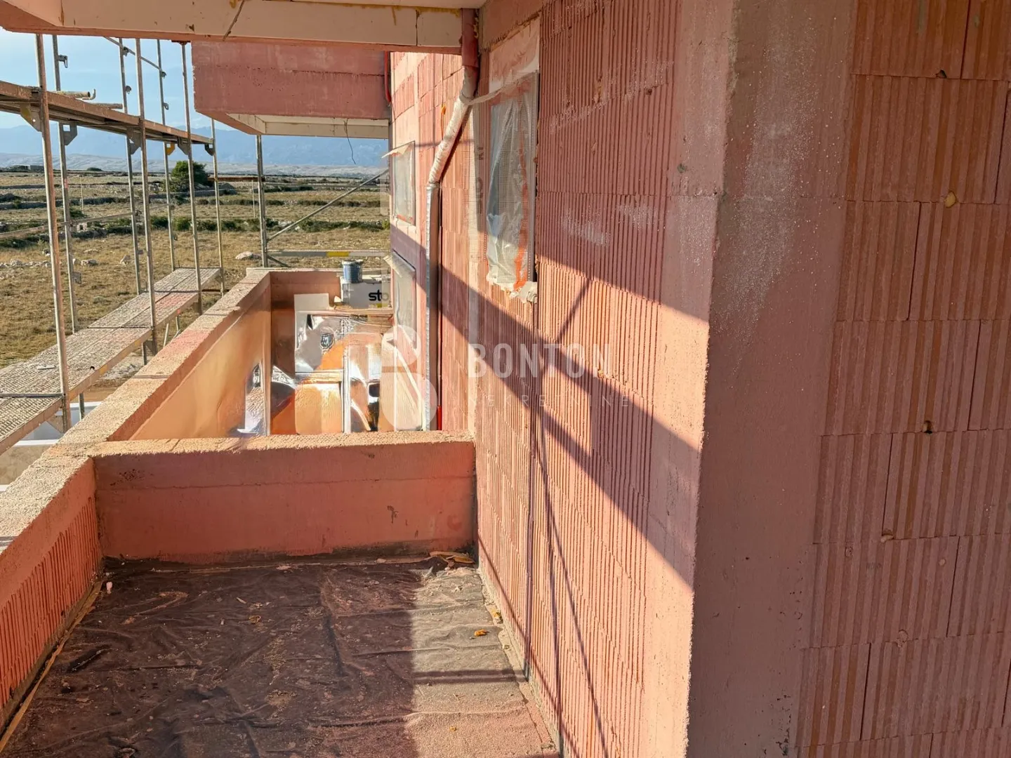 kopija od povljana-apartman u prizemlju - slika 11