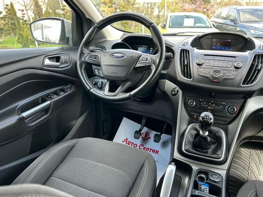 ford kuga 1,5 tdci 2017.,reg:16.11.2026.,hr vozilo, temp, pakr senzori - slika 10
