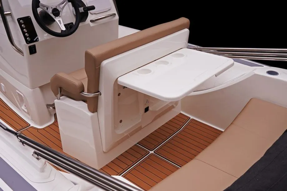 brig eagle 6.7 model 2025 - slika 6