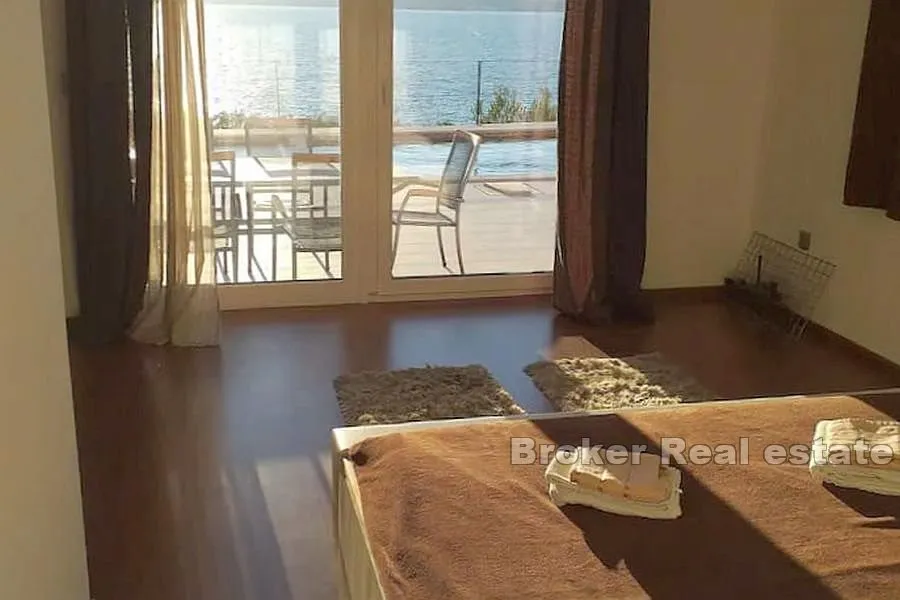 apartmanska kuća s otvorenim pogledom na more - slika 7
