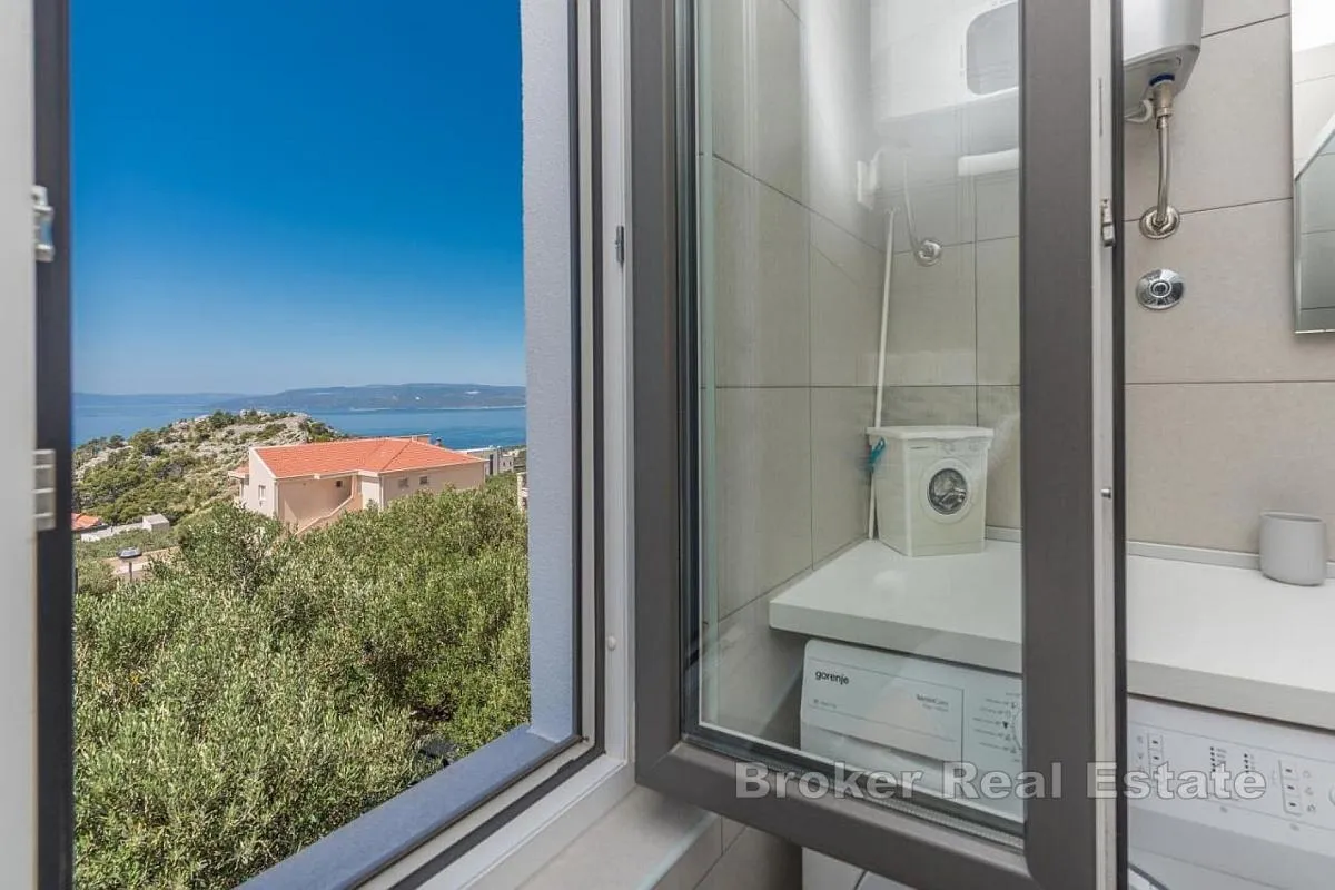 prekrasna vila s panoramskim pogledom na more - slika 13