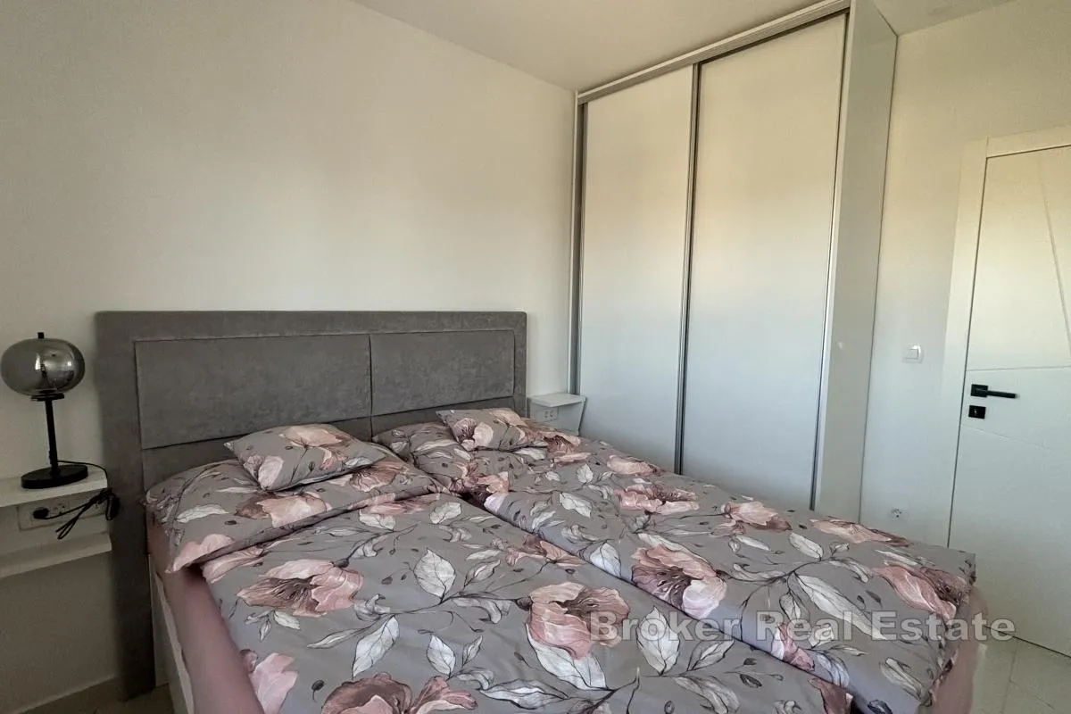 izvanredan penthouse stan s krovnom terasom i otvorenim pogledom na more - slika 9