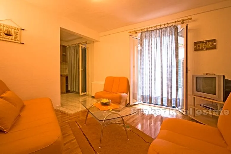 kuća sa 9 apartmana, za prodaju - slika 10
