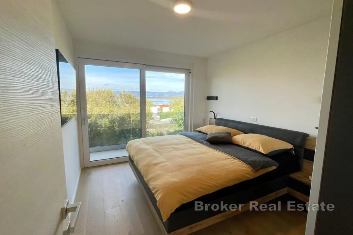 moderan apartman s pogledom na more - slika 7