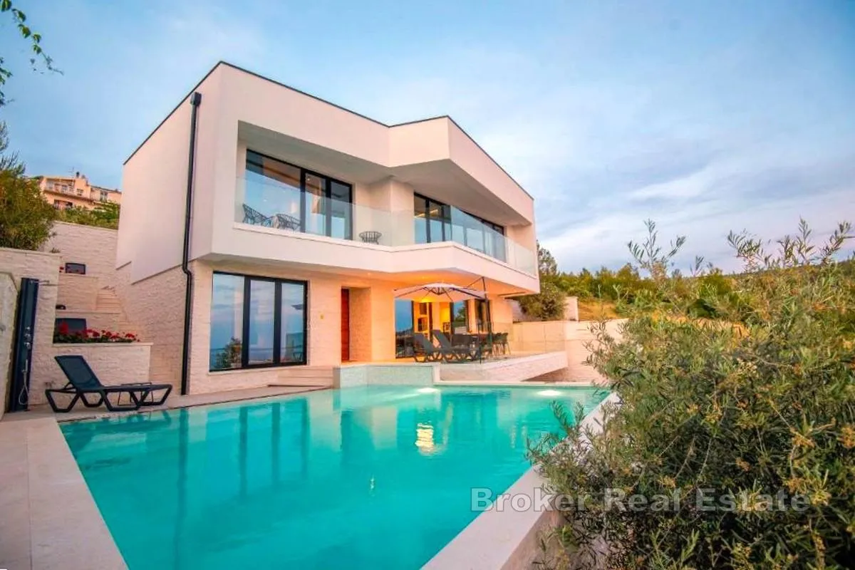 Moderna villa s bazenom i pogledom na more - Primošten