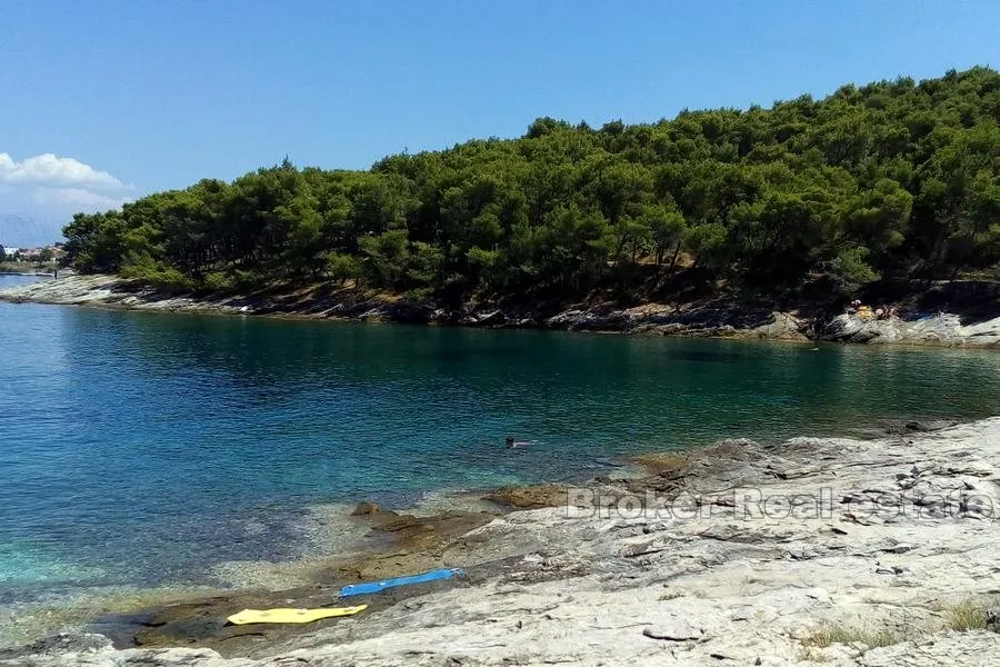 Poljoprivredno zemljište u blizini mora - Brač, Brač