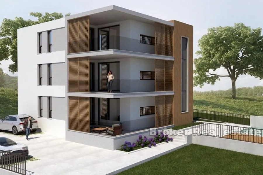 apartmanska kuća s bazenom blizu mora - slika 1