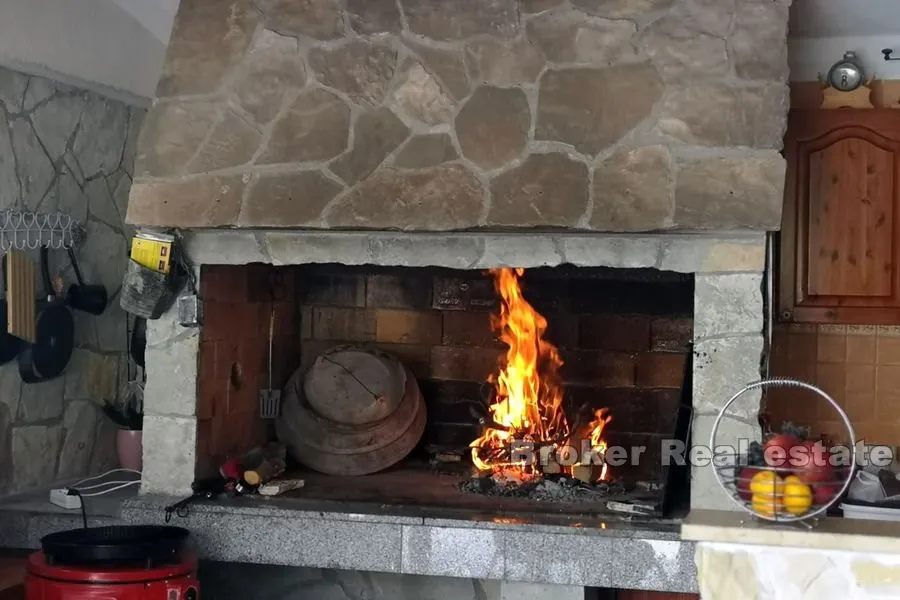 apartmanska vila prvi red do mora i plaže - slika 18