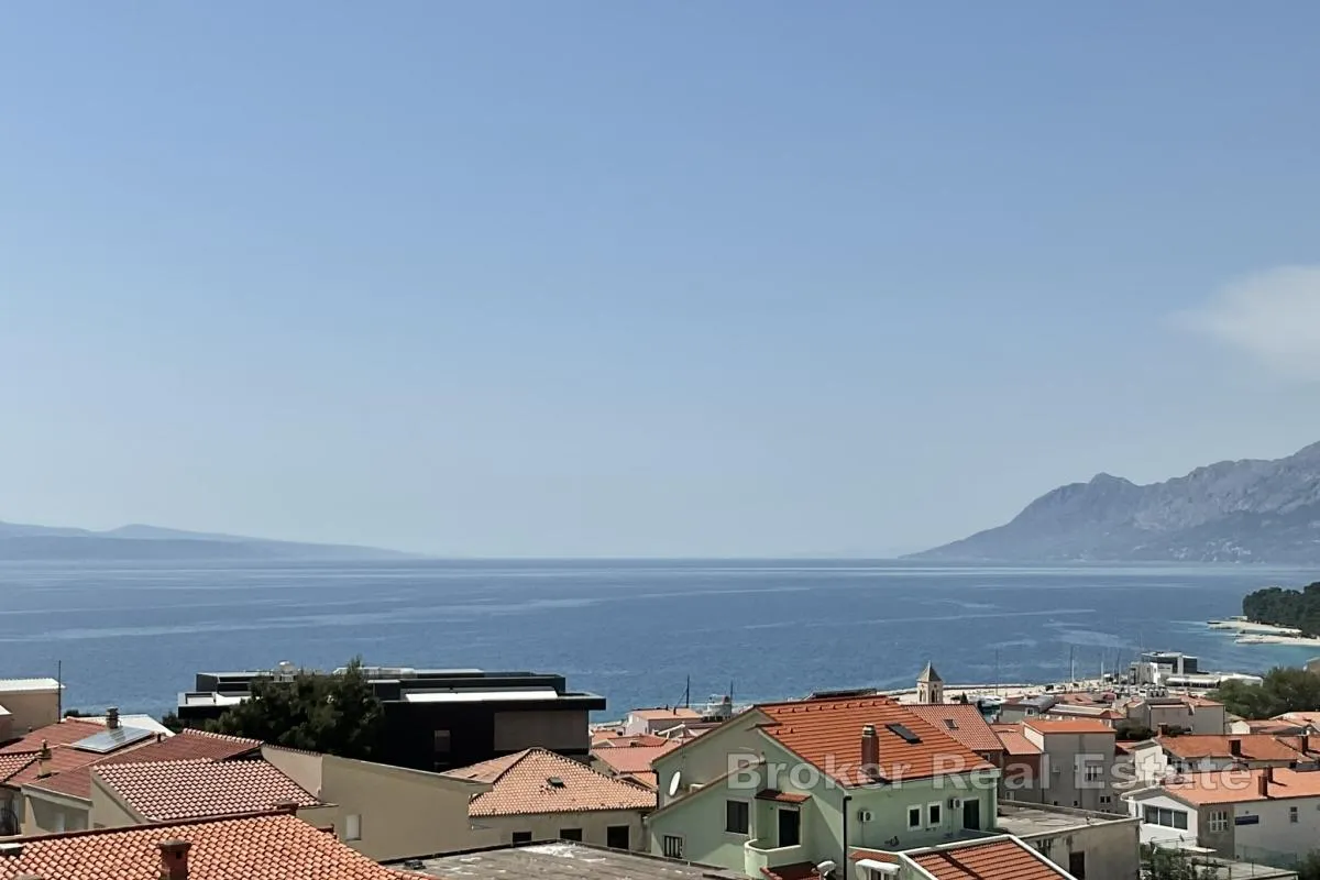 Luksuzan dvoetažni stan u novogradnji s pogledom na more - Makarska