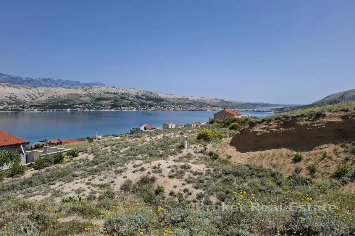 Poljoprivredno zemljiste s pogledom na more - Pag