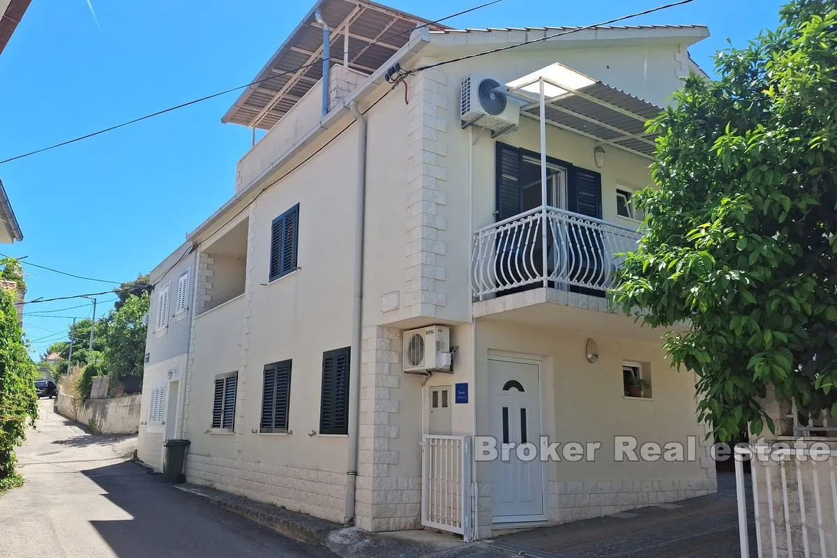 apartmanska kuća s otvorenim pogledom na more - slika 16