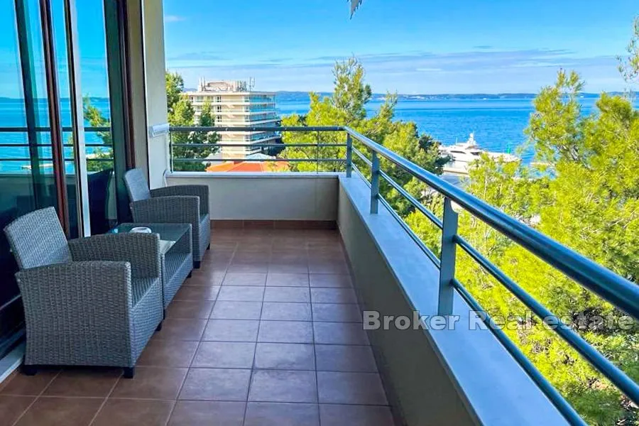 luksuzni apartman s prekrasnim pogledom na more - slika 6